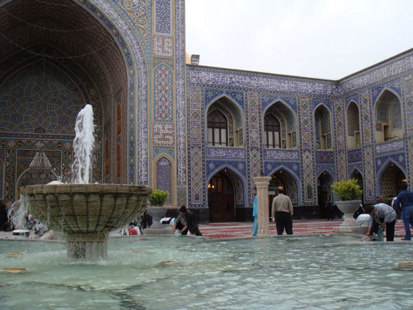 محیط بیرونی مسجد گوهرشاد مشهد